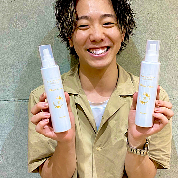 新商品!!ツヤツヤになる洗い流さないトリートメント美容室K-CUBEにあります!