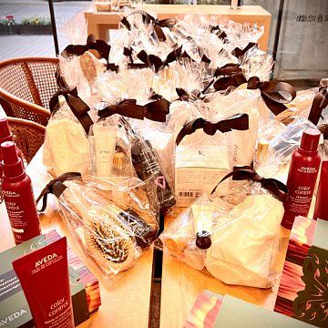 横浜元町ヘアカラー人気サロンケイキューブ!クリスマスチャリティーイベントやってます!