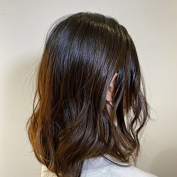 ナチュラルな巻き髪スタイル!横浜元町美容室ケイキューブ