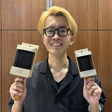 横浜元町美容室 k-cube  絡まる髪にはこのブラシ♪